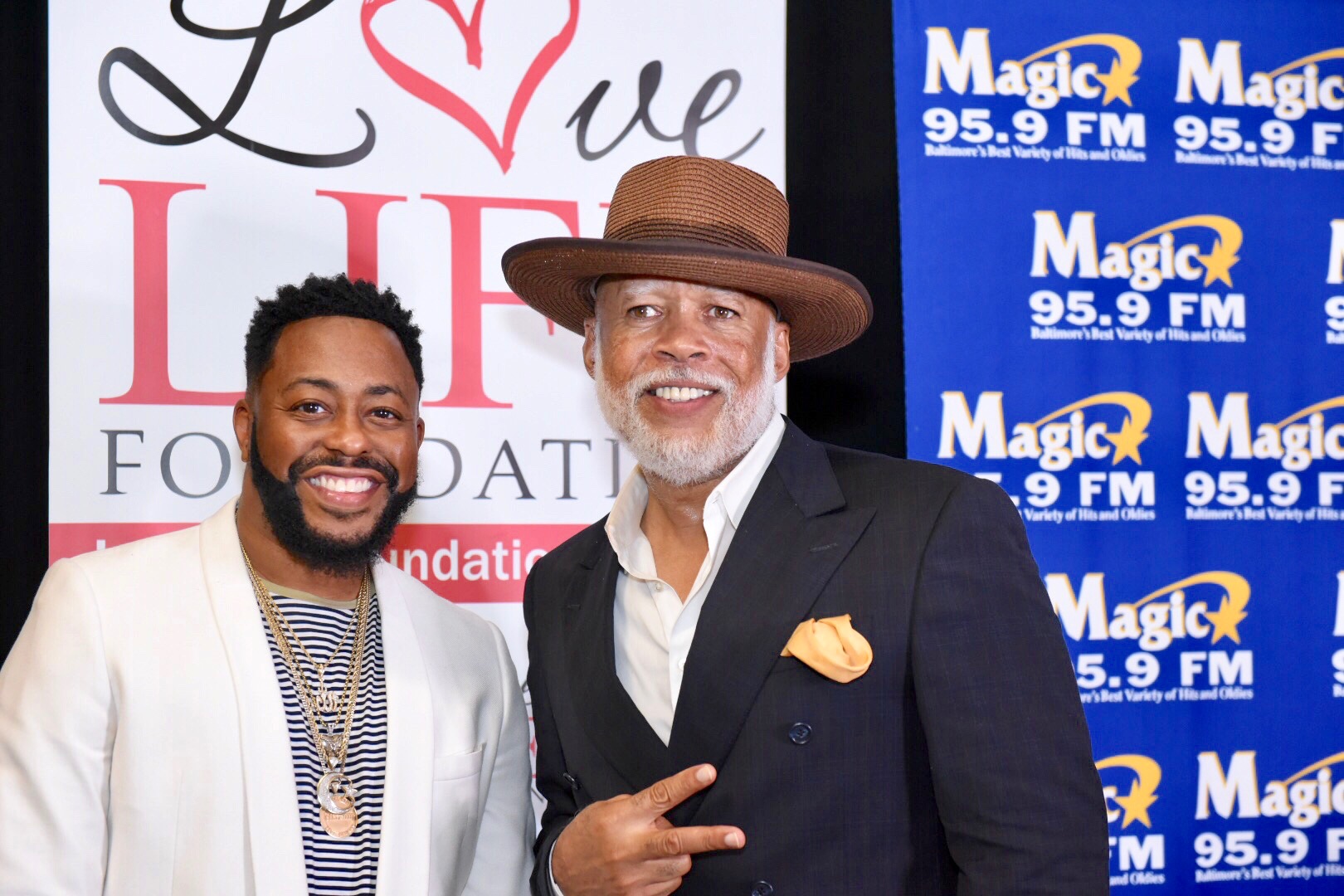 Cocktails & Conversation: Raheem DeVaughn