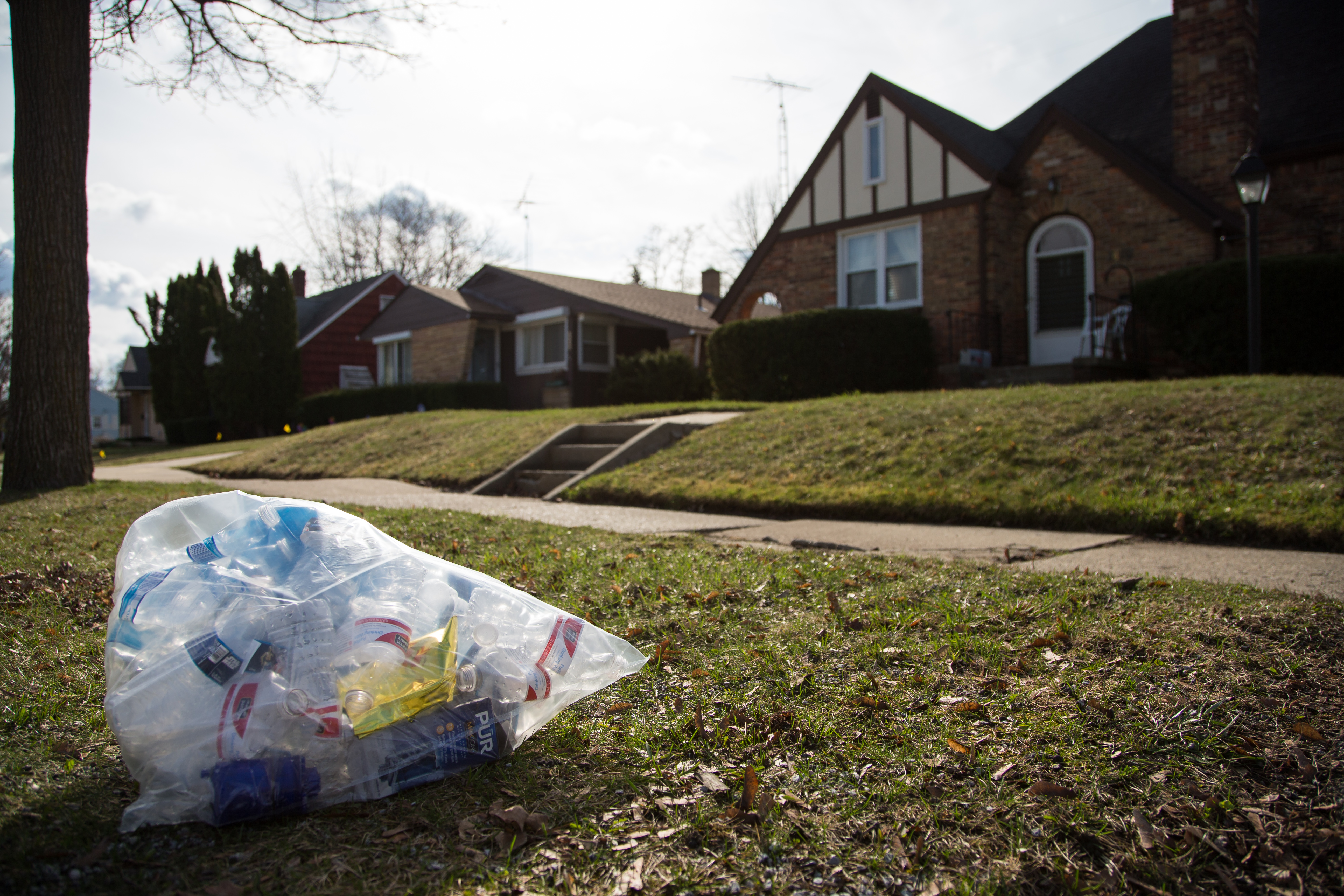 Flint Continues To Struggle With Water Contamination Crisis